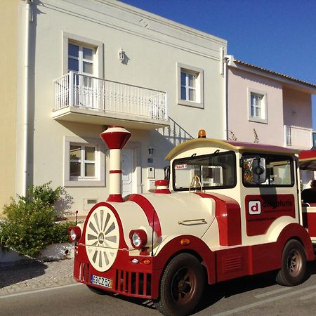 Charming House In Vilamoura With Shared Pool Bagian luar foto