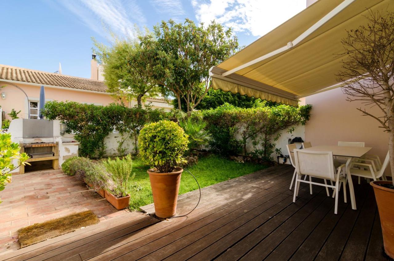 Charming House In Vilamoura With Shared Pool Bagian luar foto